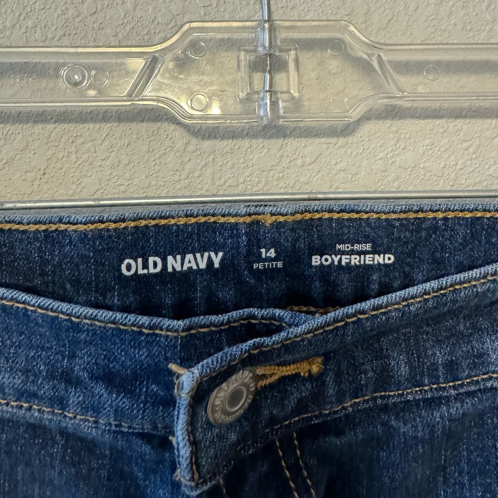 Old Navy Mid-Rise Boyfriend Jeans